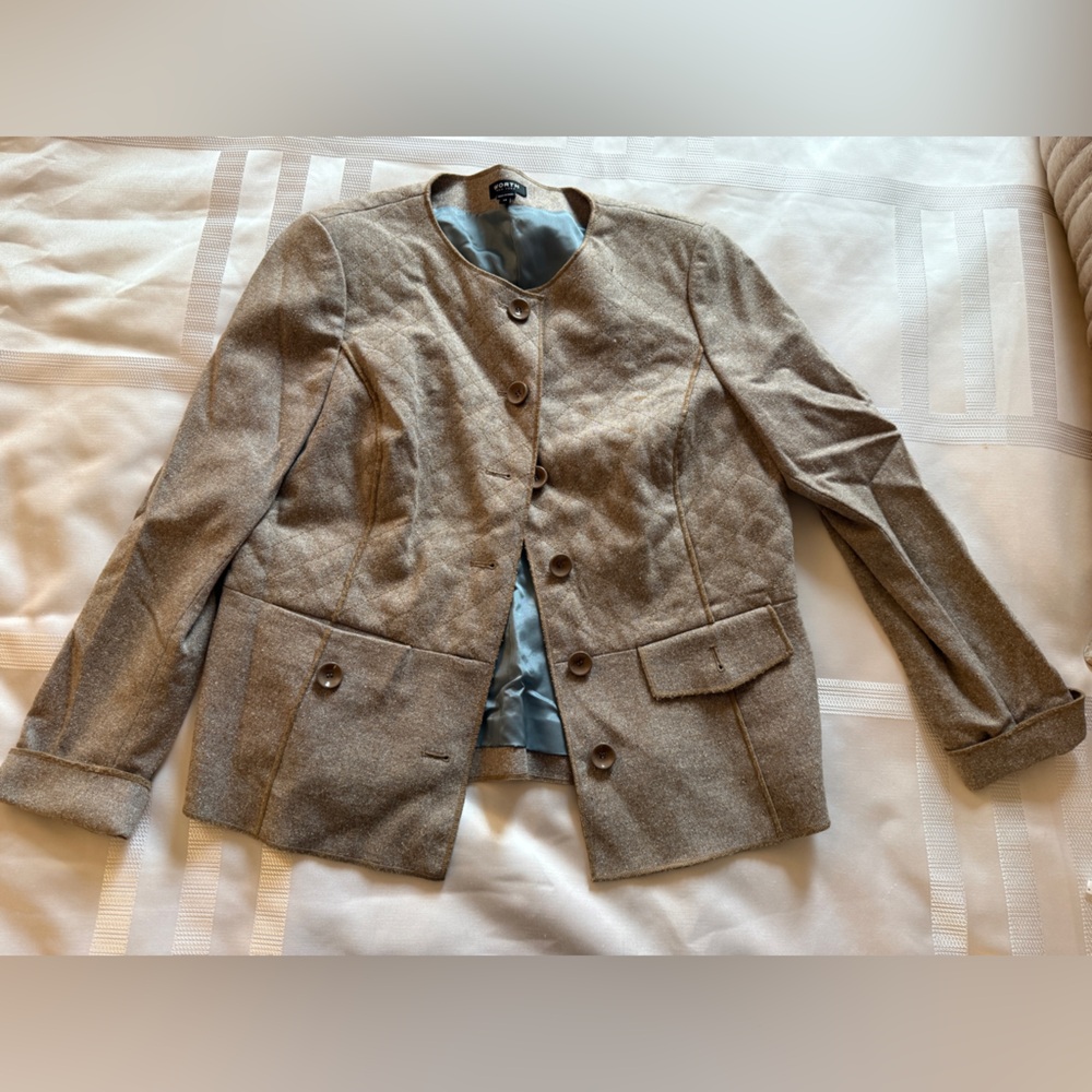 Great Condition, Worth New York Textured Blazer